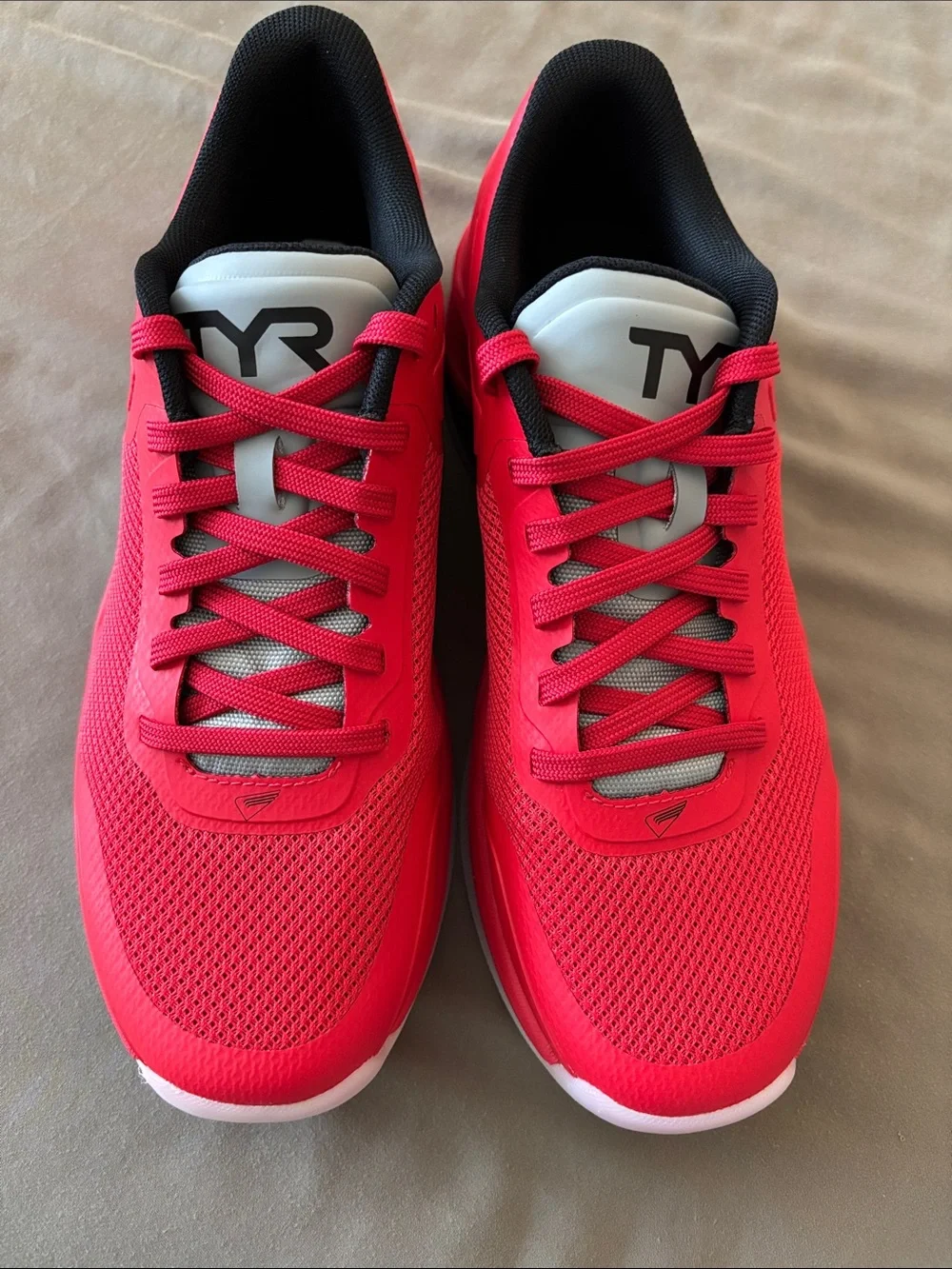 TYR new red/black CXT-3 CrossFit shoe